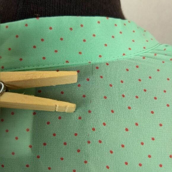 Francesca’s Collection Polka Dot Peplum Green Blouse Size Large - Picture 6 of 10